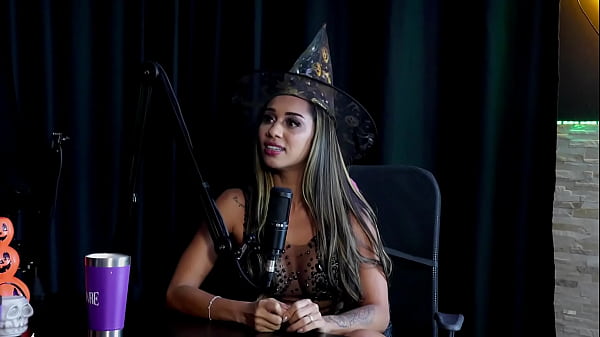 Tamanho não é documento, contou sobre sua vida no exibisionismo, e seus lugares preferidos para transar é… – Casal Fada Prazeres (SHEER/RED) Halloween